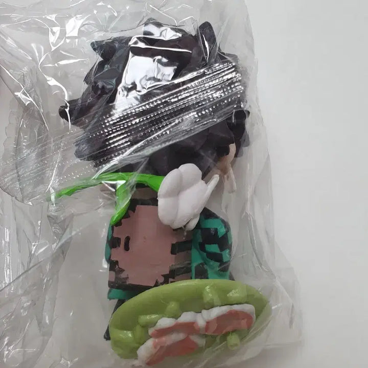 [BUNJANG] Demon Slayer Tanjiro Kamado Cherry Blossom Figure (New) / 귀멸의 칼날 벚꽃 탄지로 피규어 새상품
