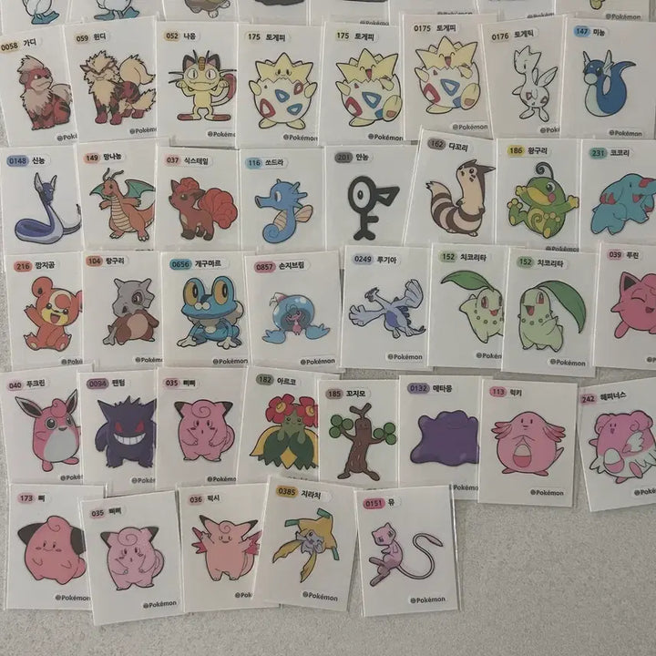 [BUNJANG] Pokemon Stickers 69-Piece Bundle (Includes Pikachu, Jirachi &amp; Mew) / 포켓몬 띠부씰 69장 일괄 (피카츄~..지라치&amp;뮤 포함)