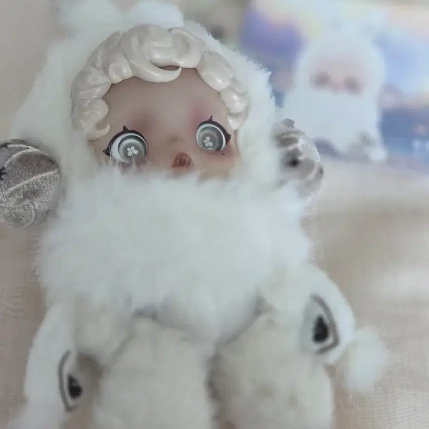 [BUNJANG] Pop Mart Skullpanda Garden of Light Mist Keychain / 스컬판다 빛의 정원 안개 미스트