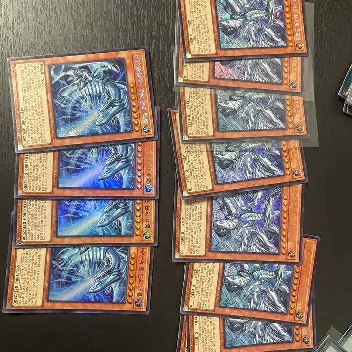 [BUNJANG] Yu-Gi-Oh! Blue-Eyes White Dragon Card Bundle / 유희왕 카드 백룡 소스 일괄