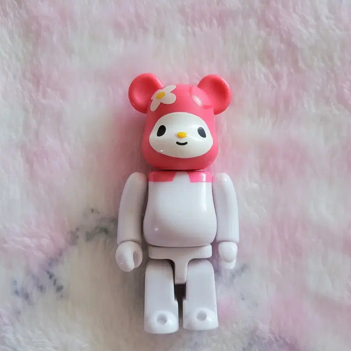 [BUNJANG] Sanrio My Melody 100% Bearbrick / 산리오 마이멜로디 100% 베어브릭