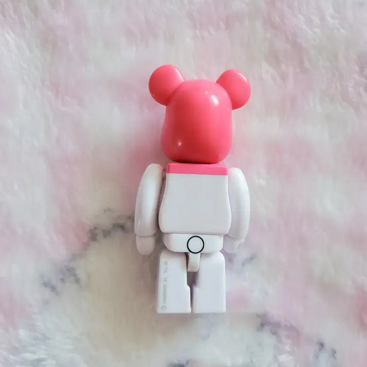 [BUNJANG] Sanrio My Melody 100% Bearbrick / 산리오 마이멜로디 100% 베어브릭