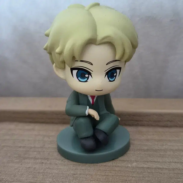[BUNJANG] Spy x Family Loid Forger Figure Gacha / 스파이 패밀리 스파패 로이드 포저 피규어 가챠