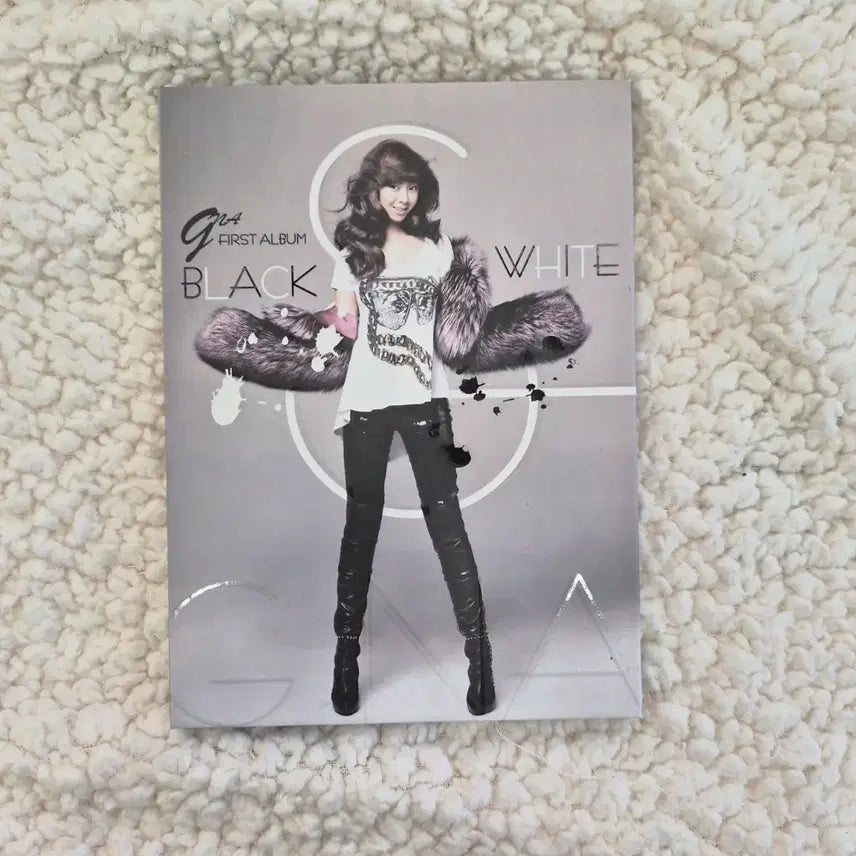 [BUNJANG] G.NA BLACK &amp; WHITE Album / 지나 BLACK &amp; WHITE 앨범