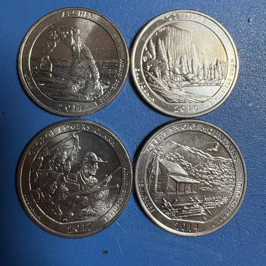 [BUNJANG] Uncirculated US State Quarters 4-Coin Set (Yosemite, Great Smoky Mountains, Arches, George Washington) / 완미사용 미국 주 쿼터 주화 4종 세트
