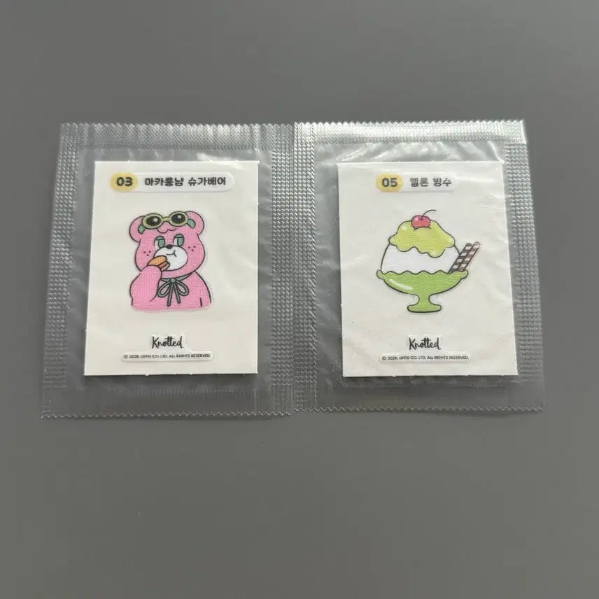 [BUNJANG] CU Notit Melon Season Ddiddiddiseal Bundle Set / CU 노티트 멜론시즌 띠부띠부씰 2종 일괄판매