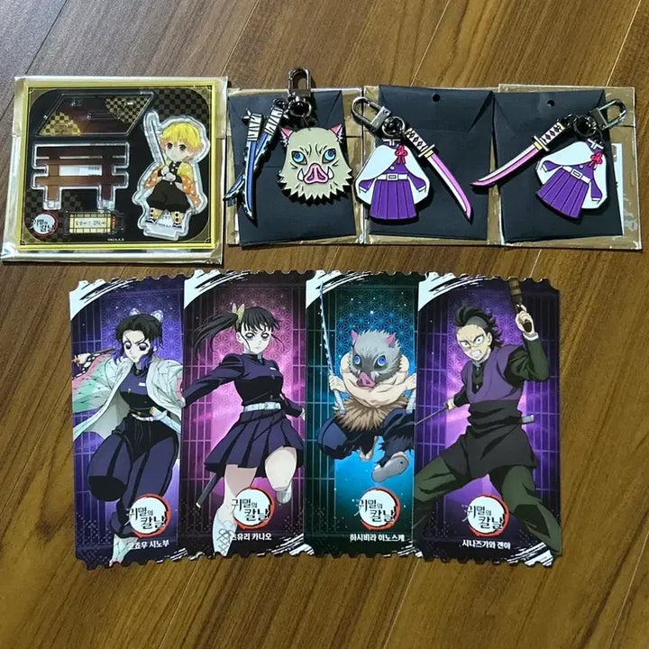 [BUNJANG] Demon Slayer Kamado Tanjiro Kanao Kanae Shinobu Mitsuri Sanemi Iguro Giyu Muichiro Inosuke Genya Zenitsu Nichirin Sword Keychain, Can Badge, Mini Acrylic Stand / 홍대 귀칼 팝업 교환합니다! 무이치로 기유 젠이츠 시노부 미츠리 아크릴