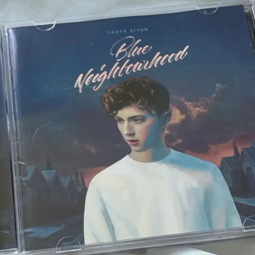 [BUNJANG] Troye Sivan Blue Neighbourhood CD / 트로이 시반 Blue Neighbourhood CD 씨디