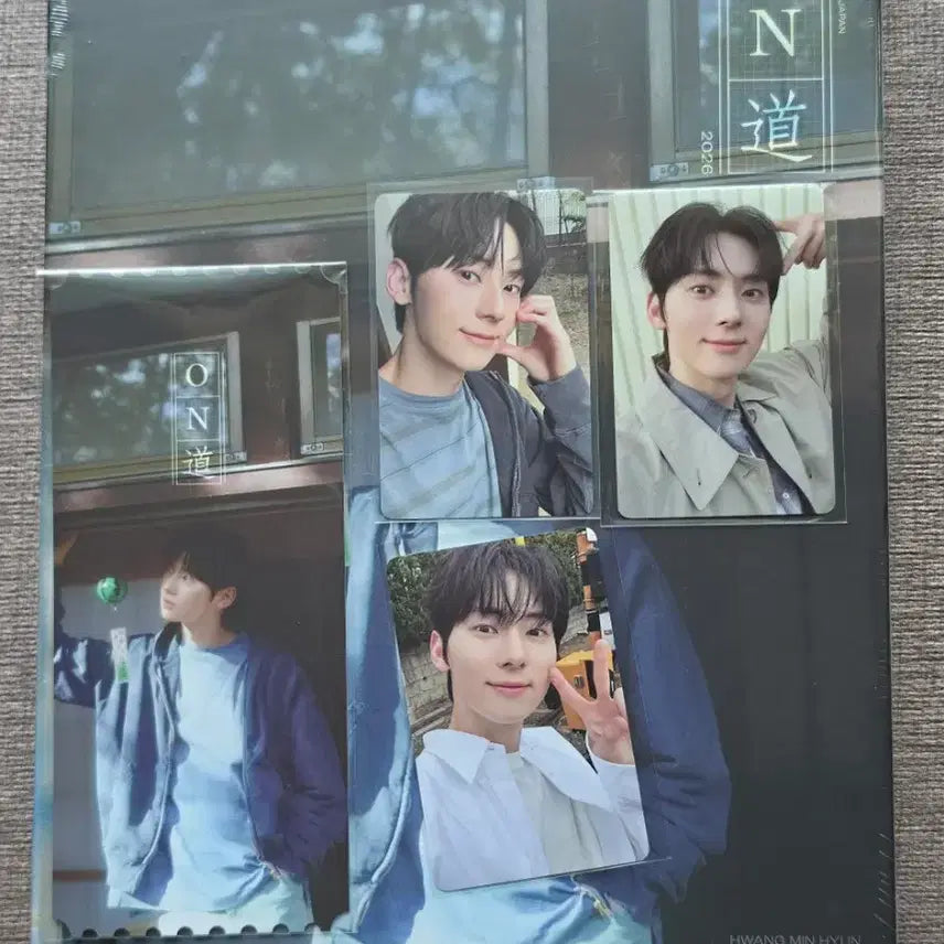 [BUNJANG] Hwang Minhyun Photo Exhibition Photobook / 황민현 사진전 포토북