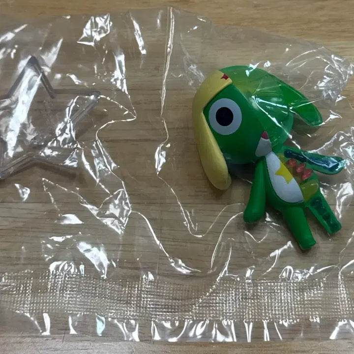 [BUNJANG] Skeleton Sergeant Keroro Figure / 스켈라톤 케로로 중사 피규어