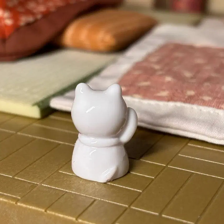 [BUNJANG] White Maneki-neko Miniature Figure / 미니어처 마네키네코 하얀색 피규어 인형집 소품