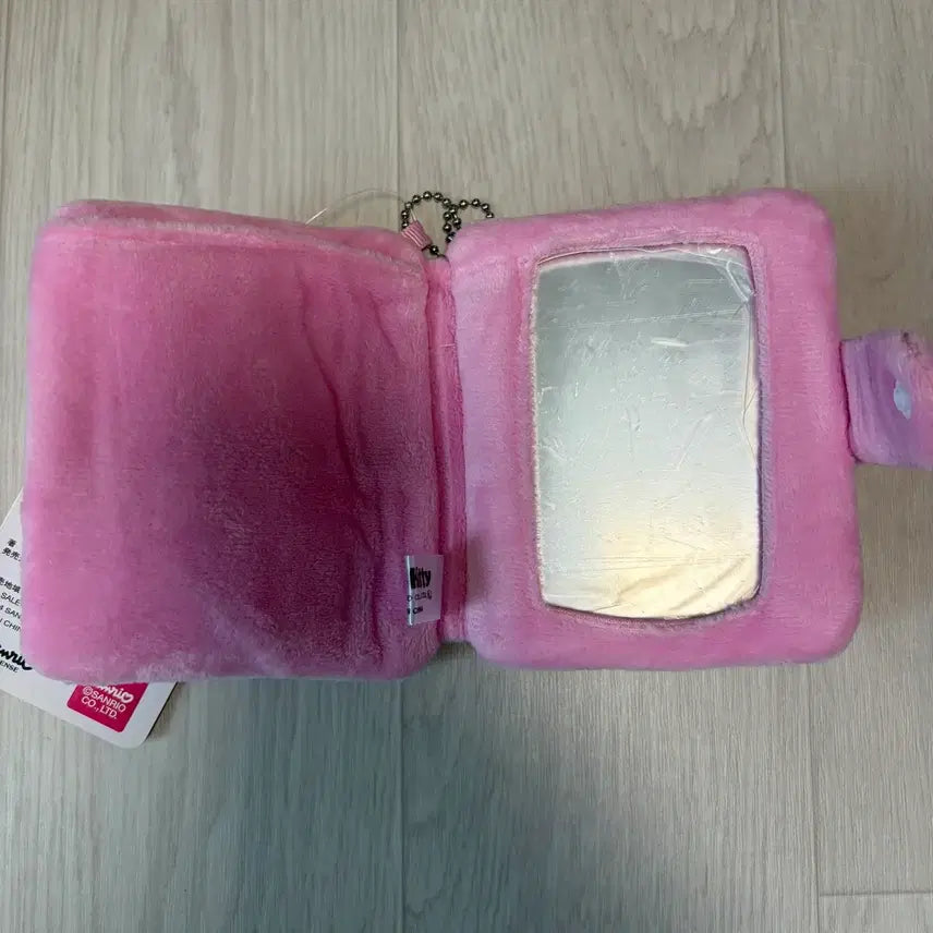 [BUNJANG] Sanrio Hello Kitty Abeille Y2K Kogal Mirror Album Mascot Holder / 산리오 헬로키티 아베일 y2k 코갸루 키티 미러 앨범 마스코트 홀더