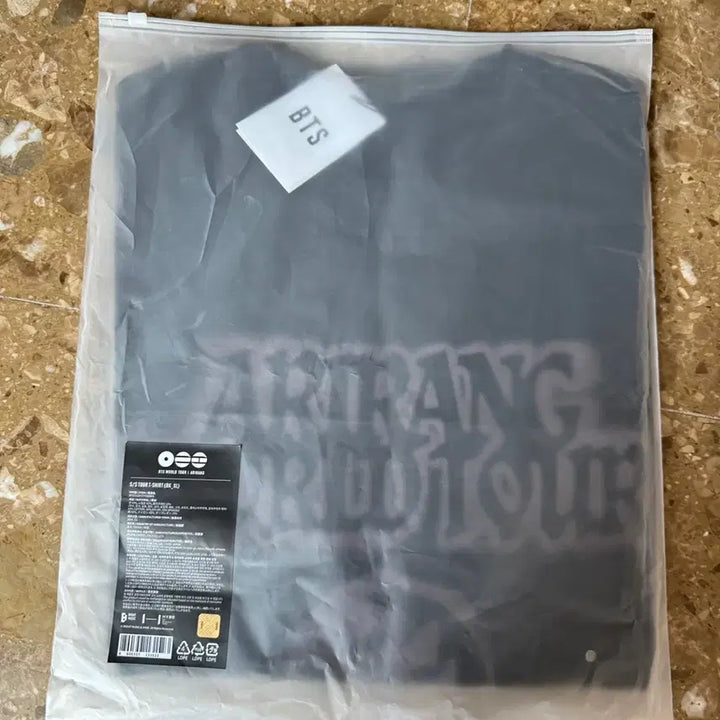 [BUNJANG] BTS ARIRANG World Tour T-Shirt XL / BTS ARIRANG S/S WORLD TOUR  아리랑 월드투어 티셔츠