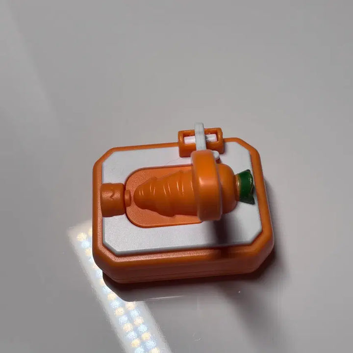 [BUNJANG] Carrot Clicker Toy / 당근 클릭커
