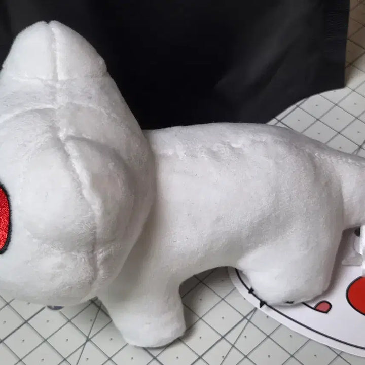 [BUNJANG] Desk Lizard Friend Plush / 괴출 책상 위 도마뱀 친구 인형