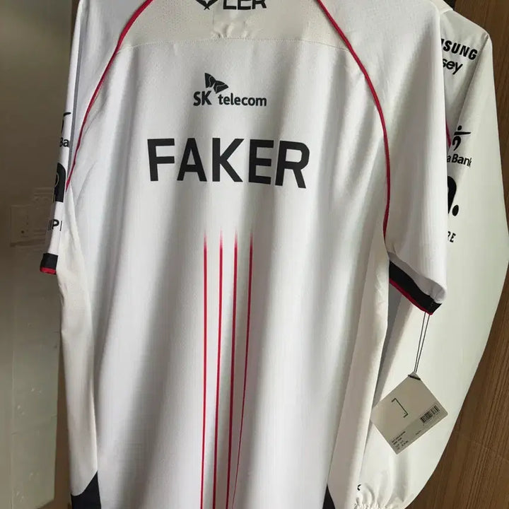 [BUNJANG] T1 Faker 2024 Worlds Jersey &amp; Jacket Bundle Set / t1 24 월즈 페이커 유니폼&amp;자켓 일괄