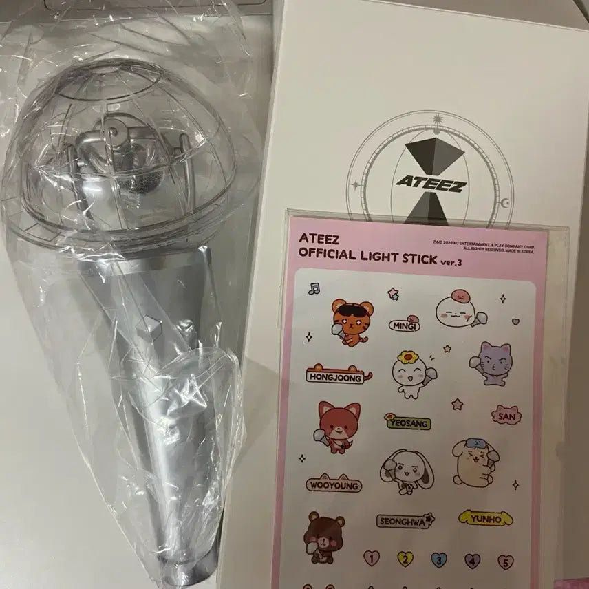 [BUNJANG] ATEEZ Lightiny 3 Official Light Stick / 에이티즈 응원봉 라이티니3