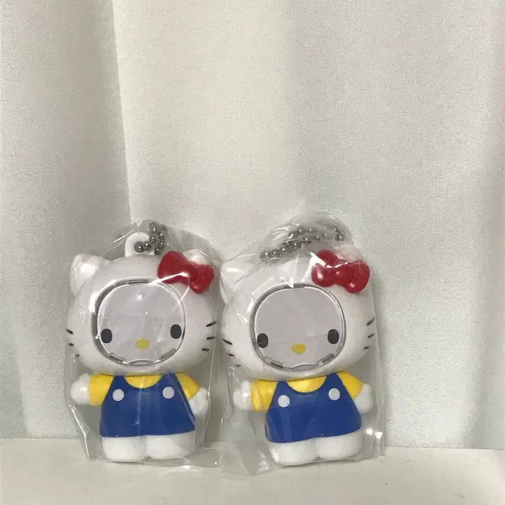 [BUNJANG] Bandai Sanrio Characters Photo Frame Mascot Gacha Kitty / 반다이 산리오 캐릭터즈 포토 프레임 마스코트 가챠 키티