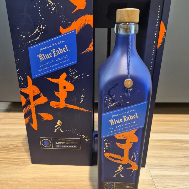 [BUNJANG] Johnnie Walker Blue Label Elusive Umami Kai Kobayashi Edition Empty Bottle / 조니워커 블루라벨 엘러시브 우마미 키 코바야시 에디션 공병입니다