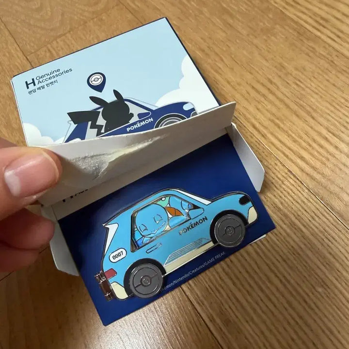 [BUNJANG] Hyundai Motors x Pokémon Metal Pin Badge - Squirtle / 현대자동차 포켓몬 메탈 핀뱃지 꼬부기