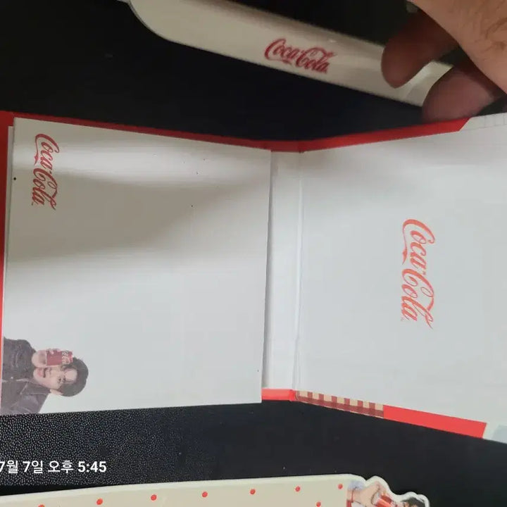[BUNJANG] Coca-Cola x BTS V Stationery Set / 코카콜라 BTS 뷔 문구세트