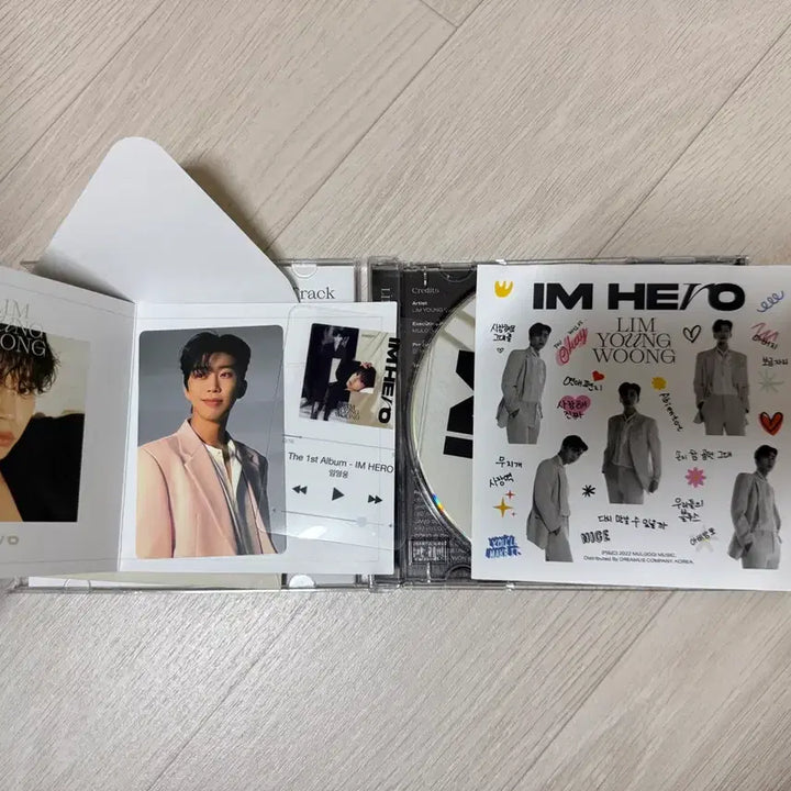 [BUNJANG] Im Hero IM HERO Vol. 1 Album CD 3-Set (2 Sealed, 1 Unsealed) / 미개봉2,개봉1 보유) 임영웅 IM HERO 1집 앨범 CD 3개셋트