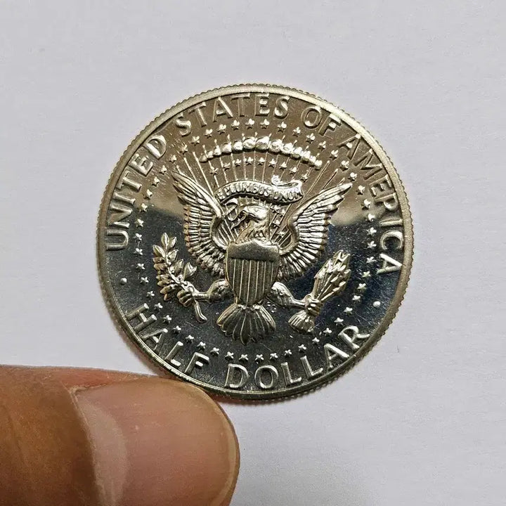 [BUNJANG] 1973 US Kennedy Half Dollar 50 Cent Matte Proof Coin / 미국 1973년(s) 케네디 하프달러 50센트 무광프루프 주화(외국동전)