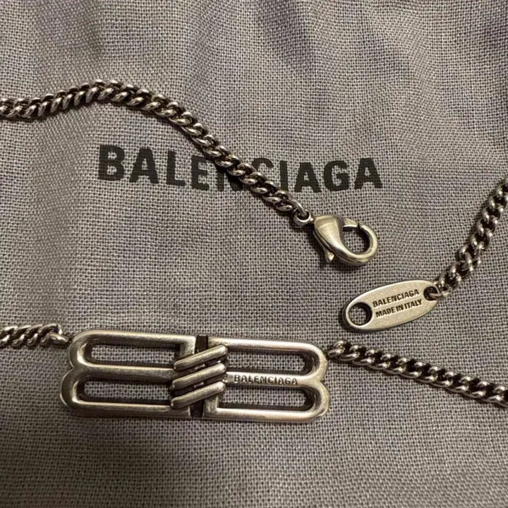 [BUNJANG] Balenciaga BB Logo Icon Chain Necklace / 발렌시아가 BB 로고 아이콘 체인 목걸이