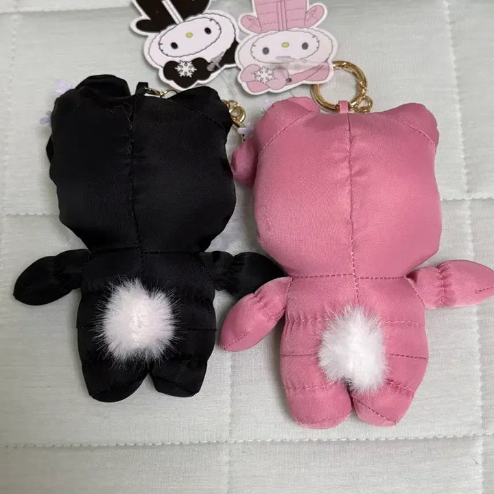 [BUNJANG] Sanrio Hello Kitty Padded Outfit Keychain Set / 산리오 헬로키티 패딩 가방고리 인형키링 세트 일괄