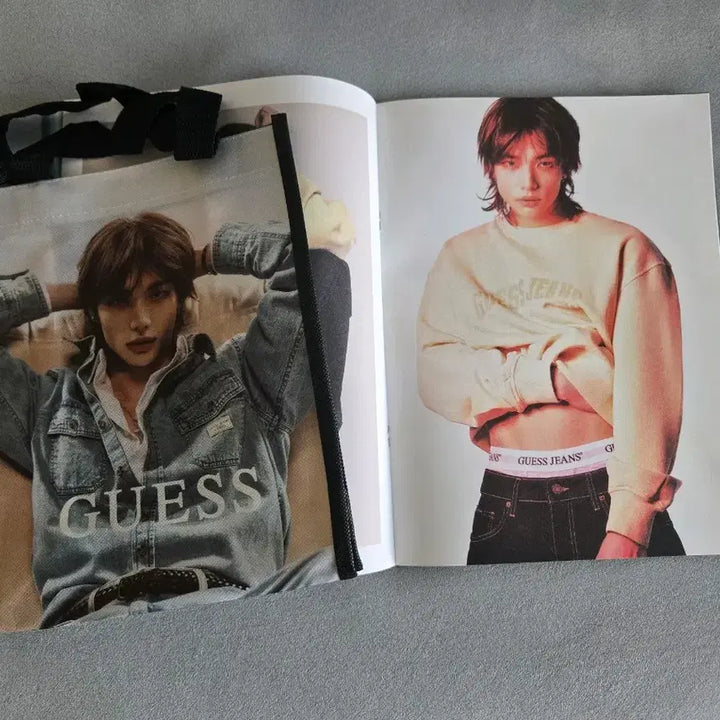 [BUNJANG] Guess Hyunjin Eco Bag + Poster / 게스 현진 에코백 + 포스터