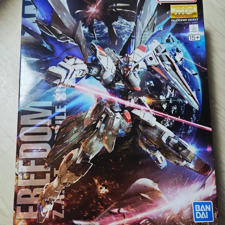 [BUNJANG] Bandai MG Freedom Gundam Ver.2.0 / 반다이 MG 프리덤 건담 Ver2.0