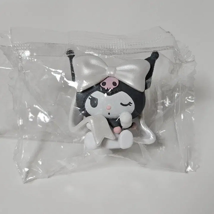 [BUNJANG] Sanrio Ballet Ribbon Figure Kuromi (Sealed) / 산리오 발레 리본 피규어 쿠로미 미개봉