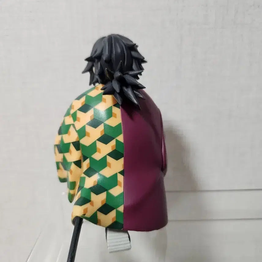 [BUNJANG] Demon Slayer Giyu Tomioka Chuhachi Meeting Figure with Chocorin / 귀멸의 칼날 토미오카 기유 주합회의 피규어 + 초코린
