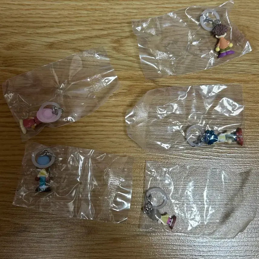 [BUNJANG] Digimon Official Sign Markers Mina + Sora + Izzy + Kari + TK Gacha Set / 디지몬 메지루시 미나+소라+한솔+나리+정석 가챠 세트