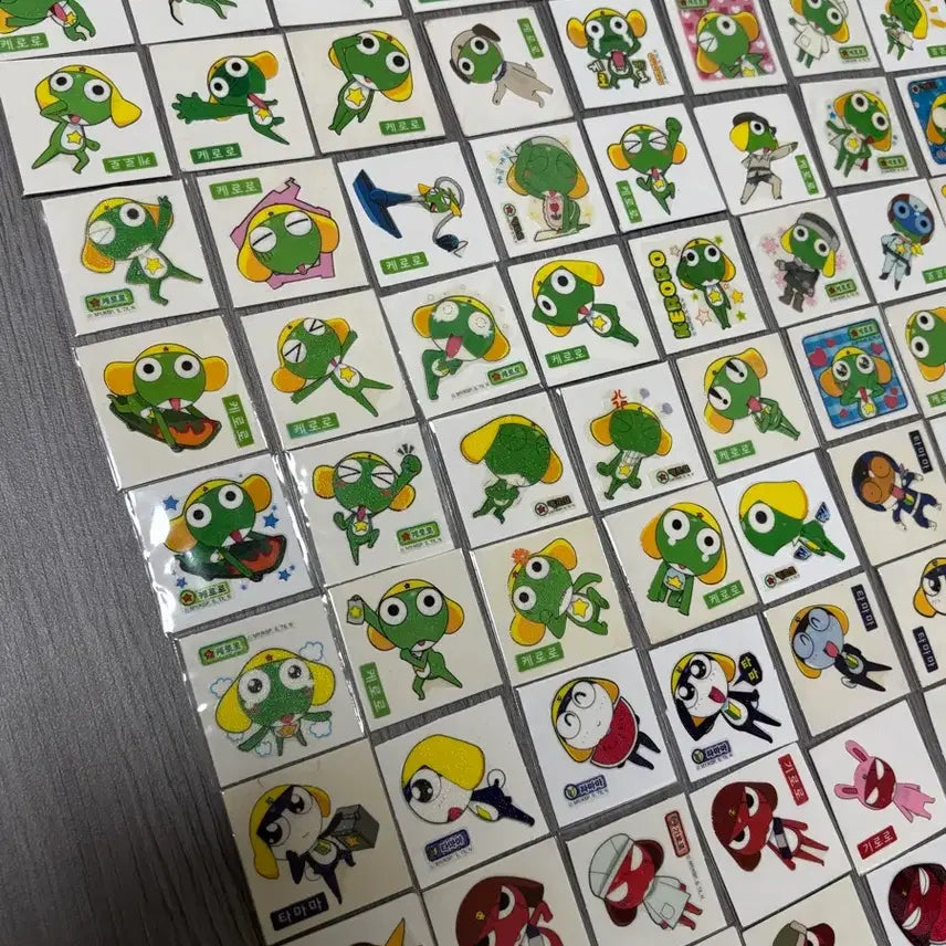 [BUNJANG] Keroro Old Version 150 Piece Sticker Bundle Set / 케로로 구버전 띠부씰 150개 일괄판매