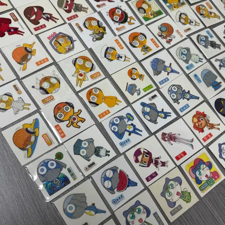 [BUNJANG] Keroro Old Version 150 Piece Sticker Bundle Set / 케로로 구버전 띠부씰 150개 일괄판매
