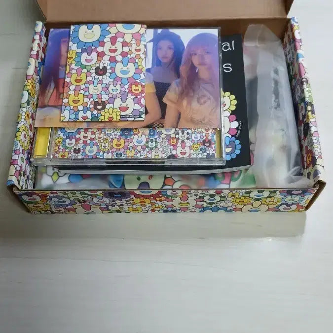 [BUNJANG] NewJeans OMG Album Photocard / 뉴진스 슈네 앨범