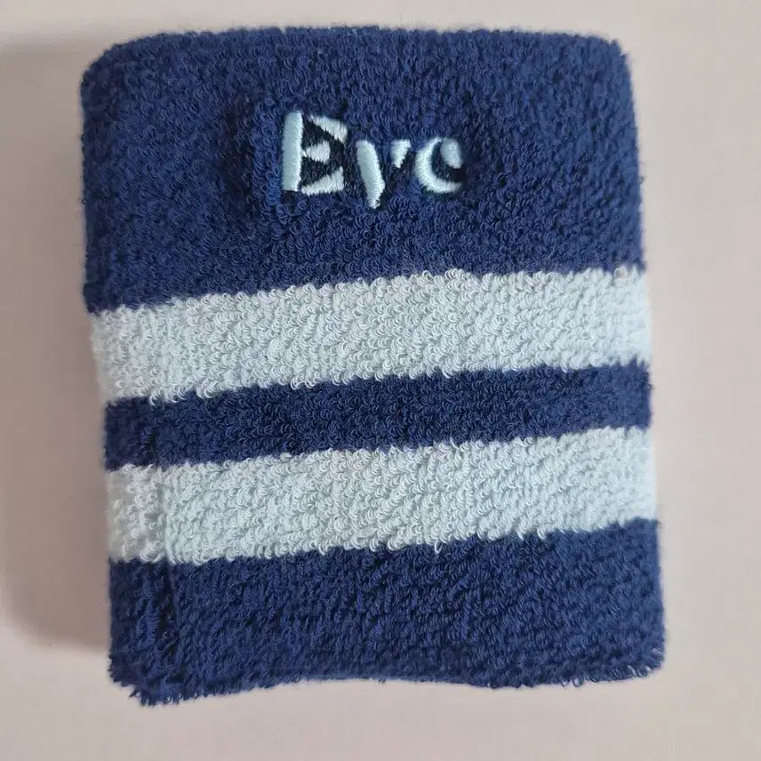 [BUNJANG] Eve Under The Blue Wristband / 우타이테 Eve 언더블루 쿠지 손목밴드 아대