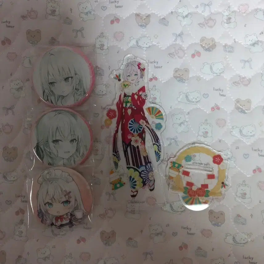 [BUNJANG] Rush Boyo Acrylic Stand &amp; Can Badge Bundle Set / 러시부끄 아크릴 스탠드 캔뱃지 양도