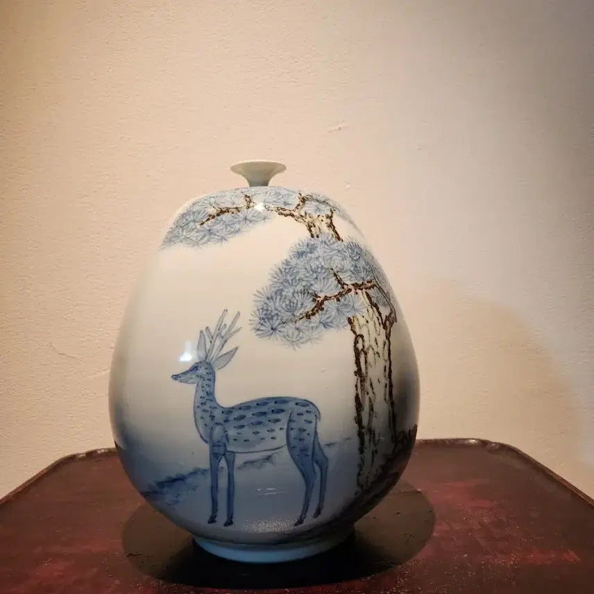 [BUNJANG] Gojak Wi Gwang-jo Celadon Porcelain Vase with Bird and Flower Motif / 고작 위광조 명장의 백자청화영모문호