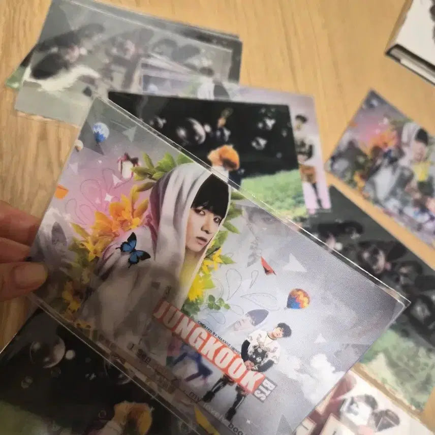 [BUNJANG] BTS Jungkook Jimin Hologram Limited Edition Photocard Bundle Set / 방탄소년단 정국 지민 홀로그램 한정판 포토카드사진 굿즈 16장 일괄