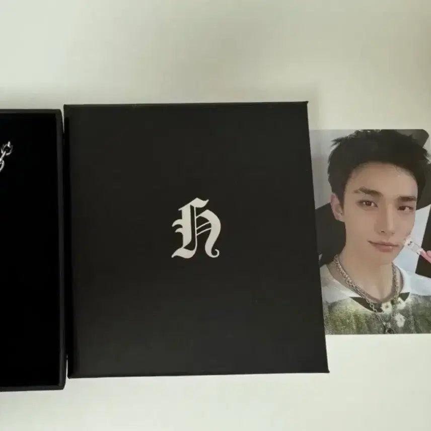 [BUNJANG] Hyunjin Necklace / 현진목걸이+지니렛3