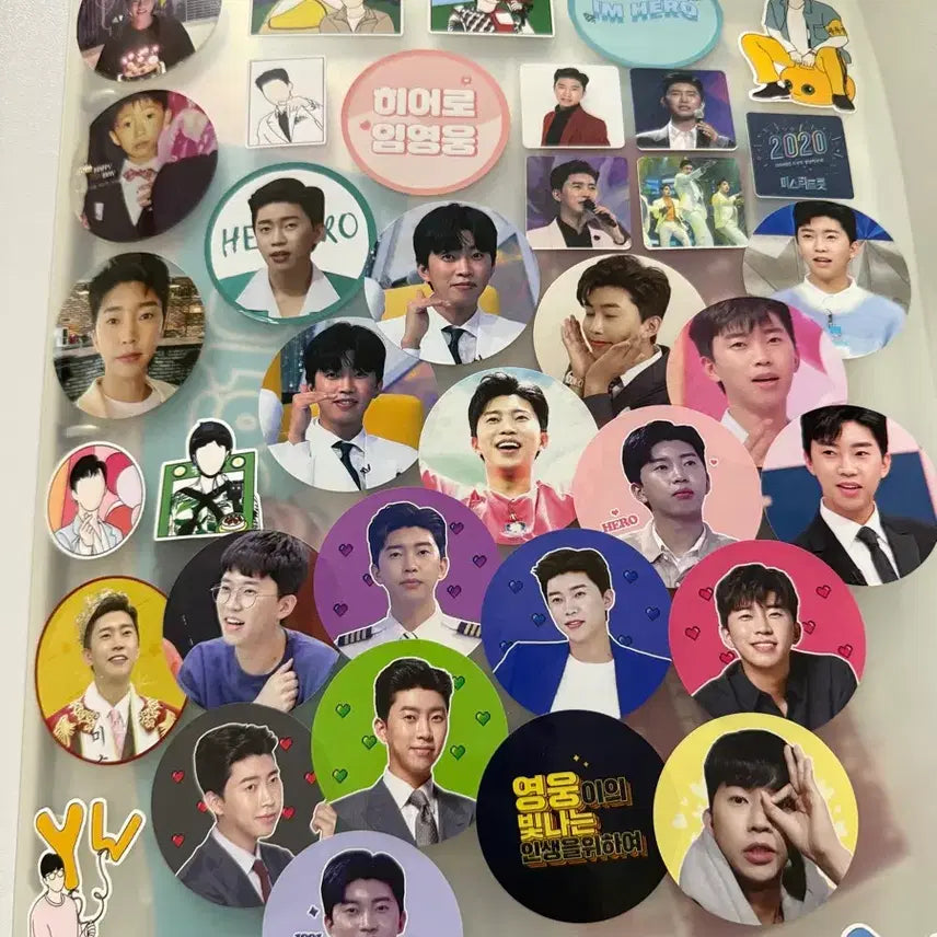 [BUNJANG] Lim Young Woong Official &amp; Unofficial Goods Binder / 임영웅 공식+비공식 굿즈 모음 바인더