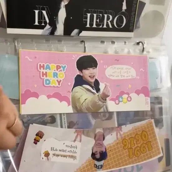 [BUNJANG] Lim Young Woong Official &amp; Unofficial Goods Binder / 임영웅 공식+비공식 굿즈 모음 바인더