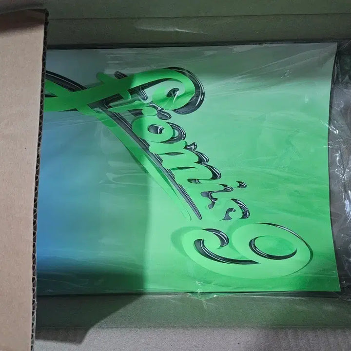 [BUNJANG] fromis_9 2nd Album GLOW Version (Unsealed, Excludes Photocard) / [판매] 프로미스나인 2집 앨범 GLOW 버전 (개봉, 포카 미포함)