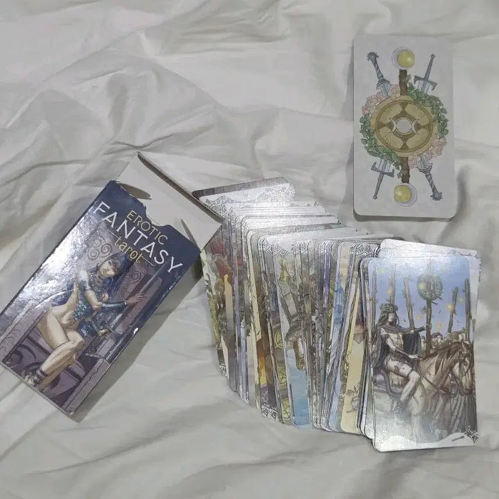 [BUNJANG] Erotic Fantasy Tarot Deck / 에로틱 판타지 타로 카드