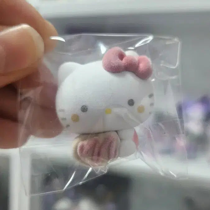 [BUNJANG] Sanrio Floki Gacha Hello Kitty Figure / 산리오 플로키 가챠 헬로키티