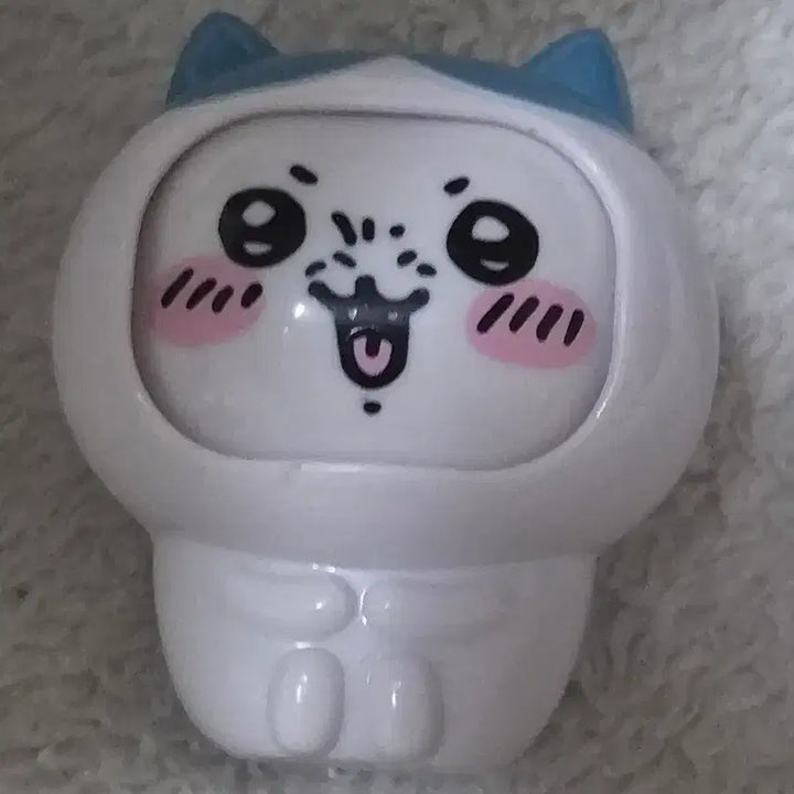 [BUNJANG] Chiikawa Hachiwara Face Change Figure (Discontinued) / 단종) 하자 있음 치이카와 페이스 체인지 피규어 하치와레