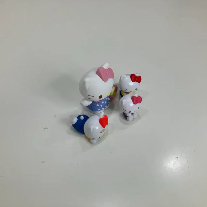 [BUNJANG] Sanrio Hello Kitty Figure 4-Type Bundle Set / 산리오 키티 피규어 4종 일괄