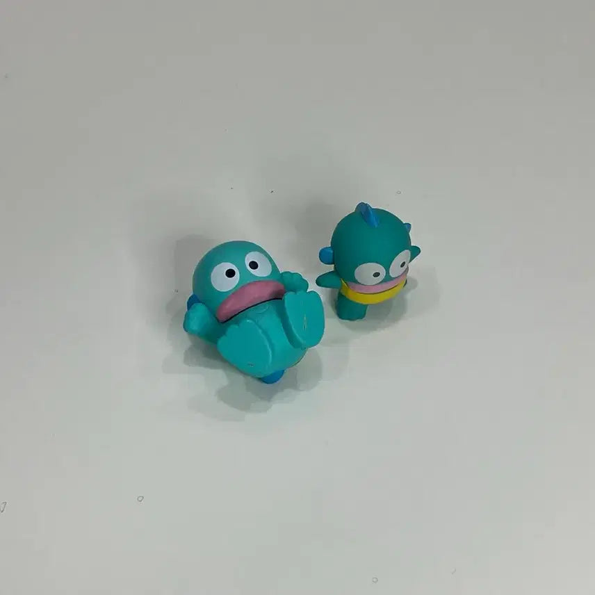 [BUNJANG] Sanrio Hangyodon Gacha Figures Set of 2 / 산리오 한교동 가챠 피규어 2종